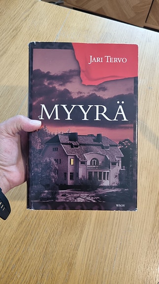 Jari Tervo Myyrä kirja rikos jännitys draama romaani