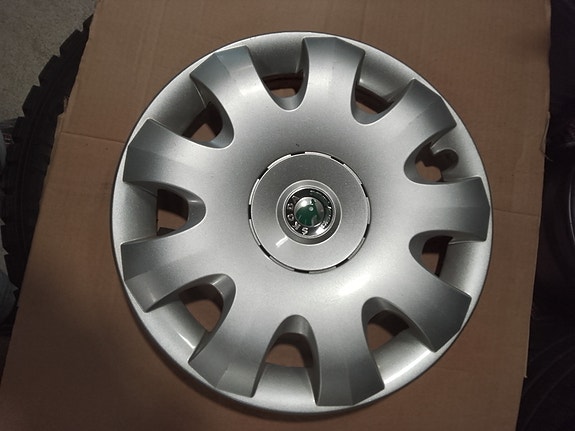 SKODAN 15" PÖLYKAPSELI