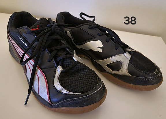 Puman sisäpelikengät 38