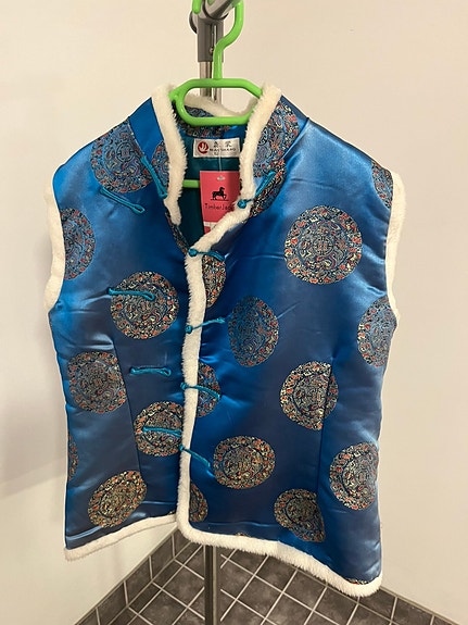 Product image 1 of 9