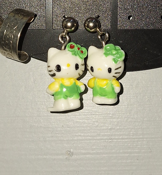 Hello Kitty korvikset