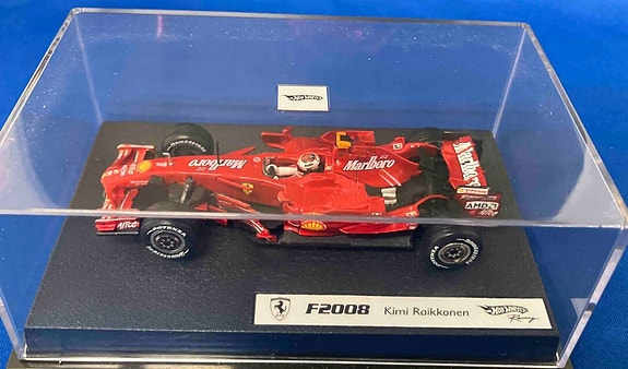 F2008 Kimi Raikonen Kimi Raikkonen, Ferrari F2008 (Bahrein, 2008