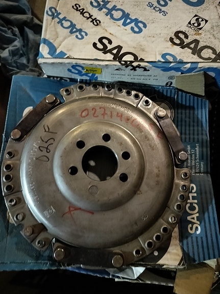 kytkinasetelma VW GOLF  1 ,2 ,3