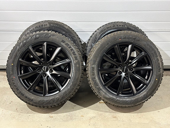 Tesla Model X 19'' uudet vanteet ja käyttämättömät nastarenkaat