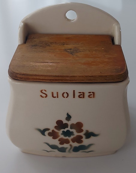 Kotimaista design-lasia ja keramiikkaa