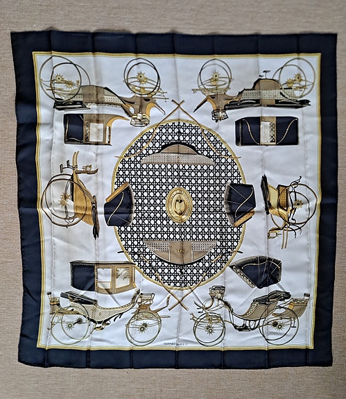 Hermes silkkihuivi