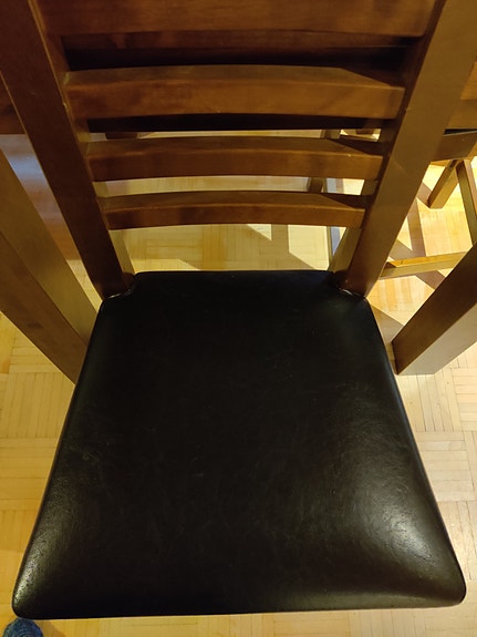 Baari pöytä ja tuolit