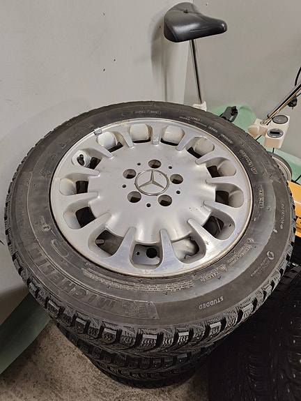 Mb nastarenkaat 16"