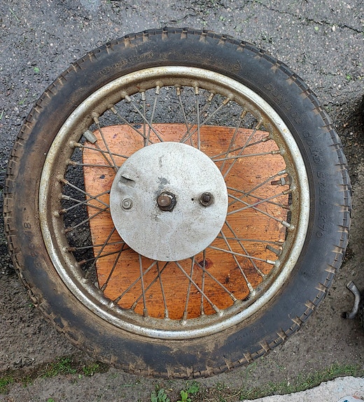 Triumph T 100 ,-61 etupyörä