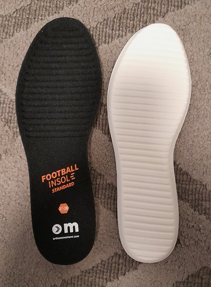OM jalkapallokenkien pohjalliset 37-38