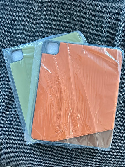 iPad suojakotelo