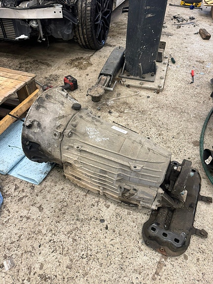 Automaatti vaihdelaatikko w212