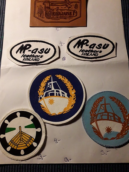 Product image 1 of 3
