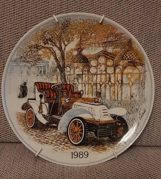 Autohistorian vuosilautanen 1989