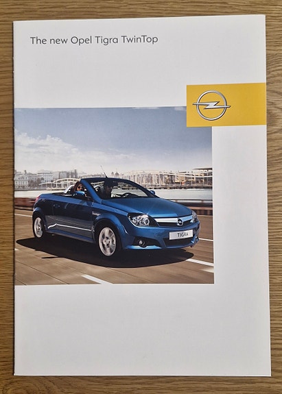 Opel Tigra TwinTop -esite 2005