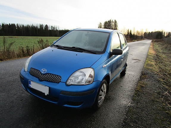 Toyota Yaris 1.0 5ov. -03