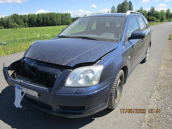 Toyota Avensis 1.6 VVT-i farm -03