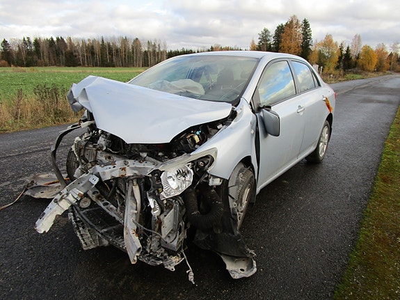 Toyota Corolla 1.6 VVTi sedan -07