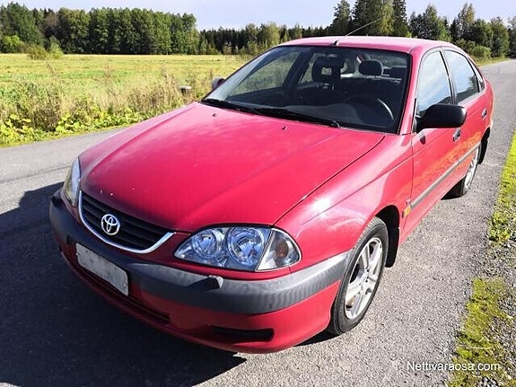 Toyota Avensis LB 1.8 VVTi -01