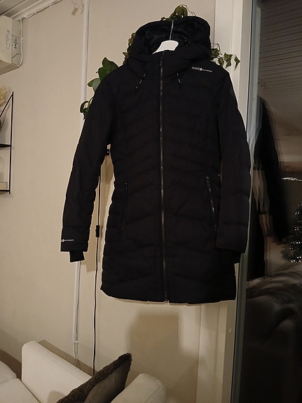 Takki talvitakki musta Myydään (sivu 35) Tori