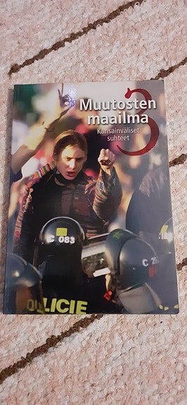 Muutosten maailma -historian kirjat