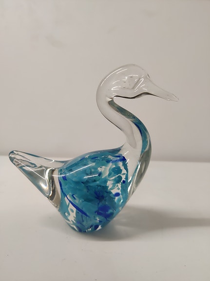 Lasinen Joutsen figuuri