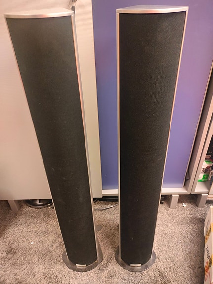 PIEGA ( B&O ) Aktiivikaiuttimet.