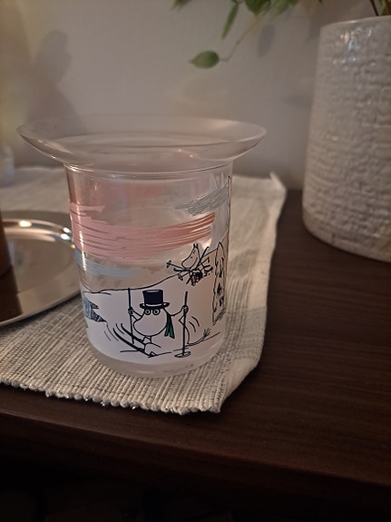 Muumi kynttilälyhty.