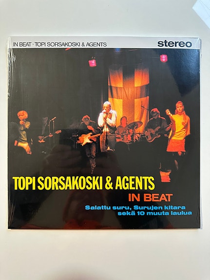 Topi Sorsakoski & Agents In Beat re 2020 punainen