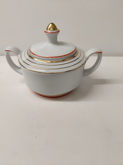 Arabian sokerikko kannella