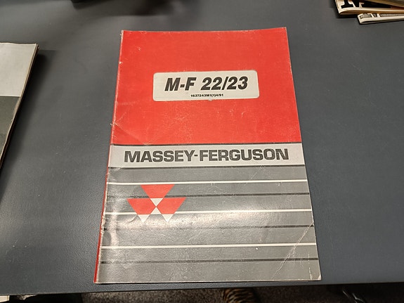 Massey Ferguson 22/23 leikkuupuimurin varaosaluettelo