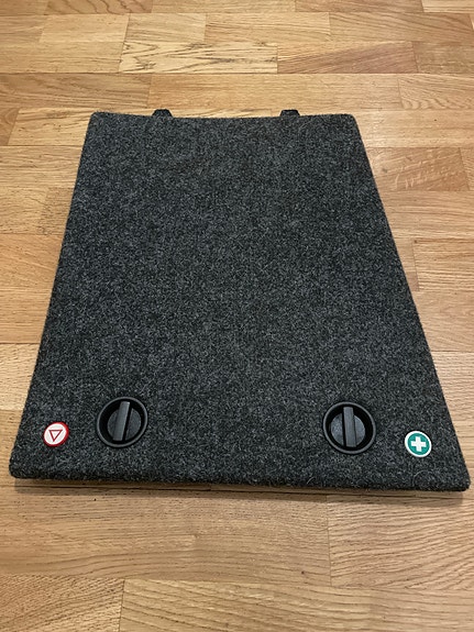 Product image 1 of 2