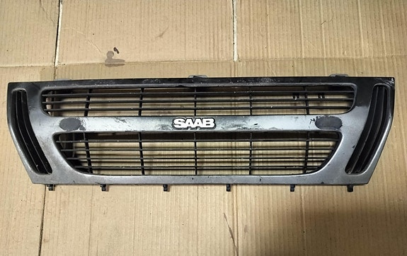 saab 900 etusäleikkö vm 80+jotain