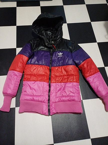 Adidas paksu talvitakki 36