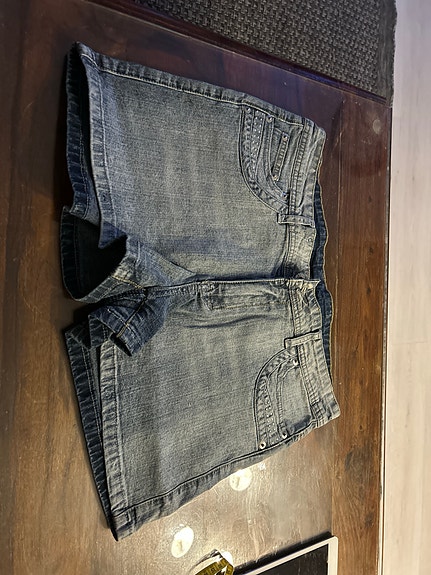 Naisten farkut shortsit 42