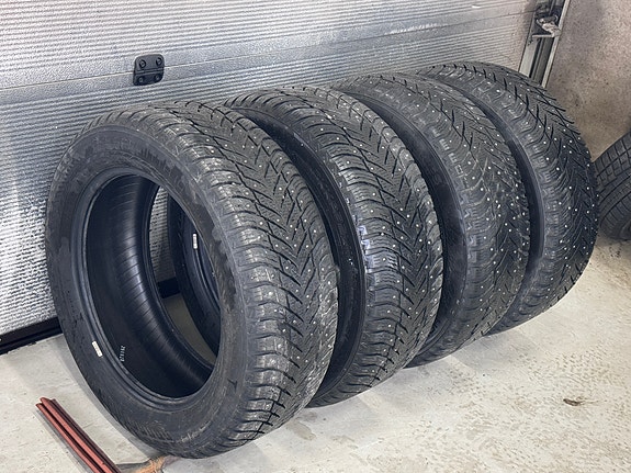 235 55 R18 Nokian Hakkapeliitta 10 SUV 104T