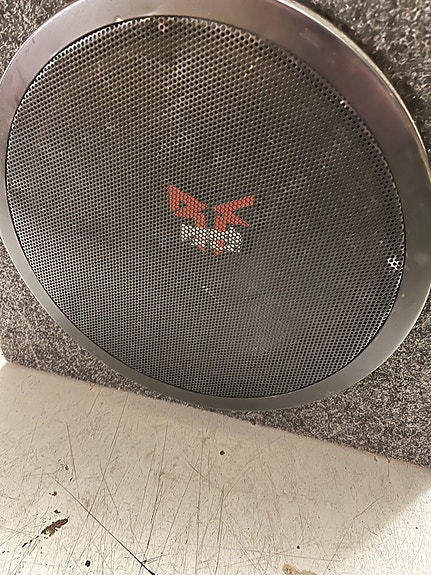 Rockford Fosgate 10” subwoofer