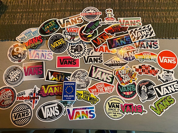 Vans tarrasetti