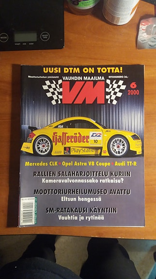 Vauhdin Maailma 6/2000