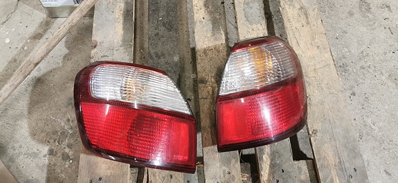 Subaru Legacy III BH5 -99 farmari takavalot