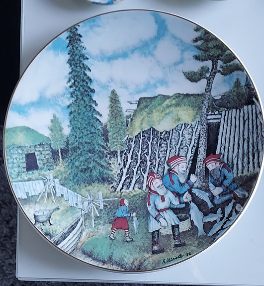 Product image 1 of 3