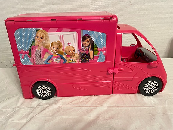 Barbien matkailuauto