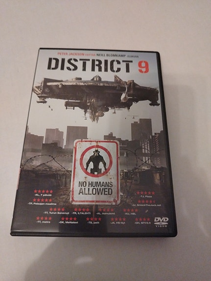 District 9