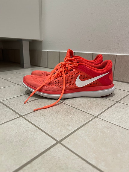 Nike treenikengät
