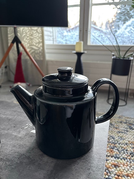 Iittala Teema Teekannu musta 1L