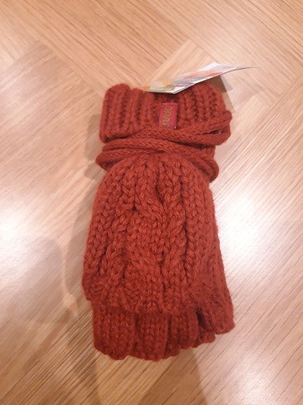 Product image 1 of 3