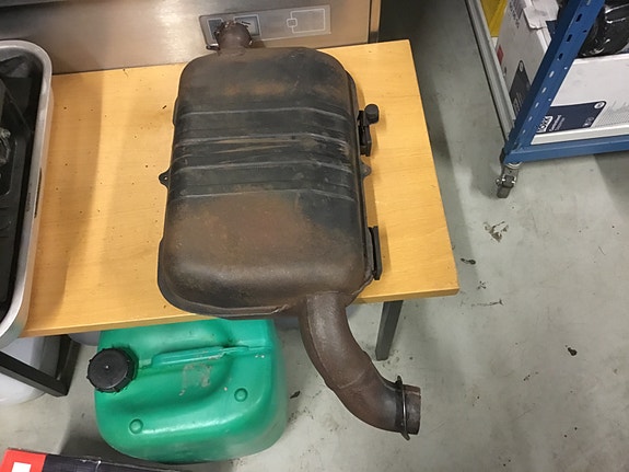Ski doo 377 äänenvaimennin