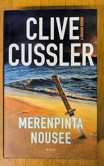 Merenpinta nousee, Clive Cussler