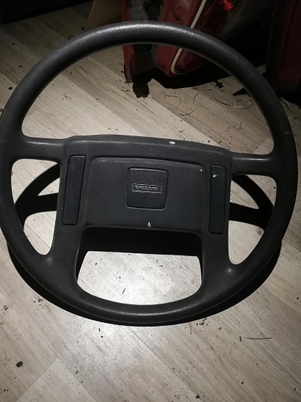 Volvo 240 ratti