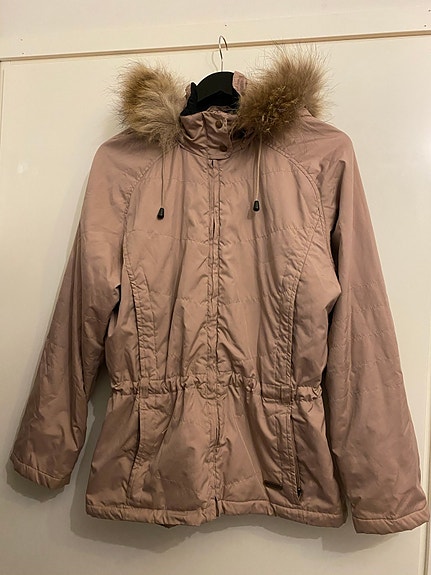 Raiski talvitakki 36 koko beige